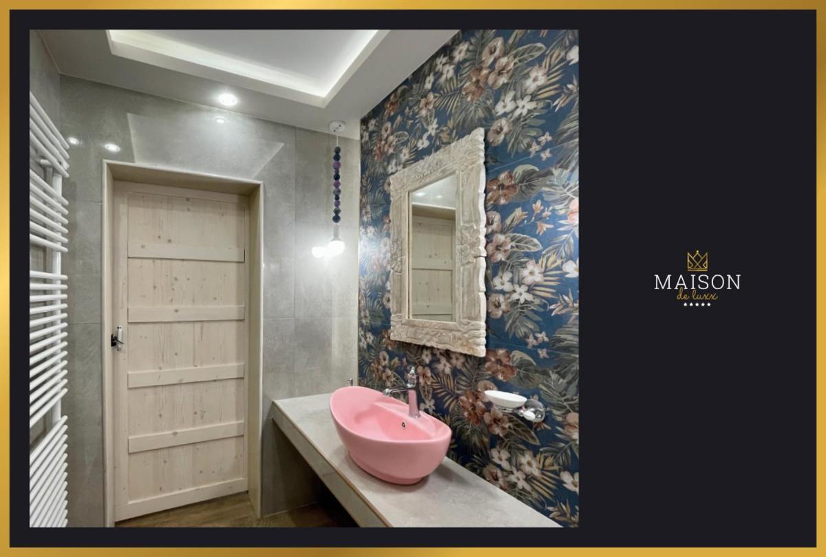 Maison De Luxx A3 Apartment Larissa Exterior foto